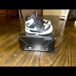 NIKE JORDAN 1 BABY SOFT BOTTOM SHOES